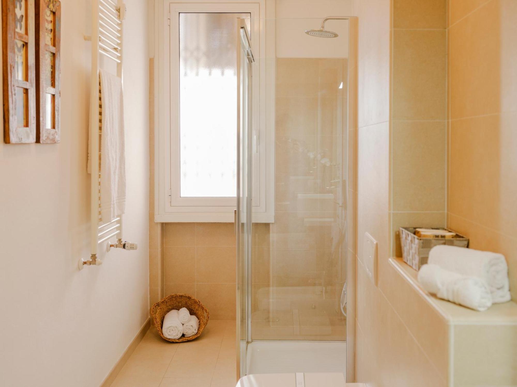 Casa Ari - Bright And Spacious Flat With Terrace * Florenz