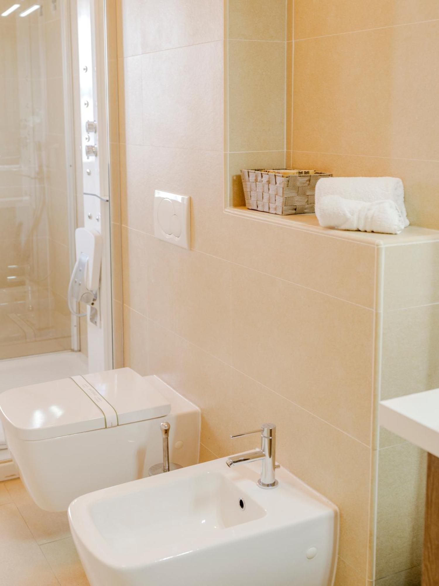 Casa Ari - Bright And Spacious Flat With Terrace * Florenz